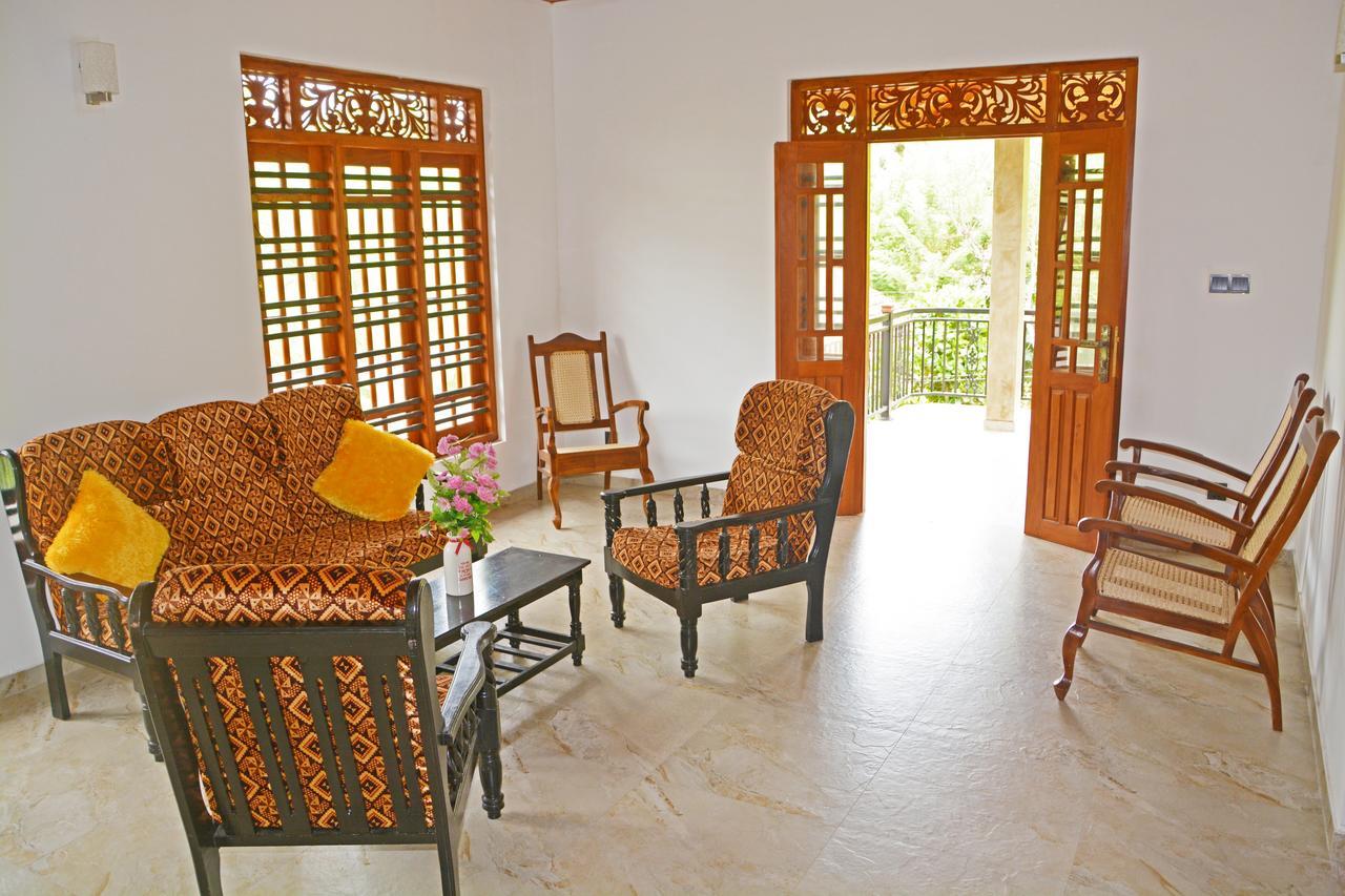 Villa Chaya Хіккадува Екстер'єр фото